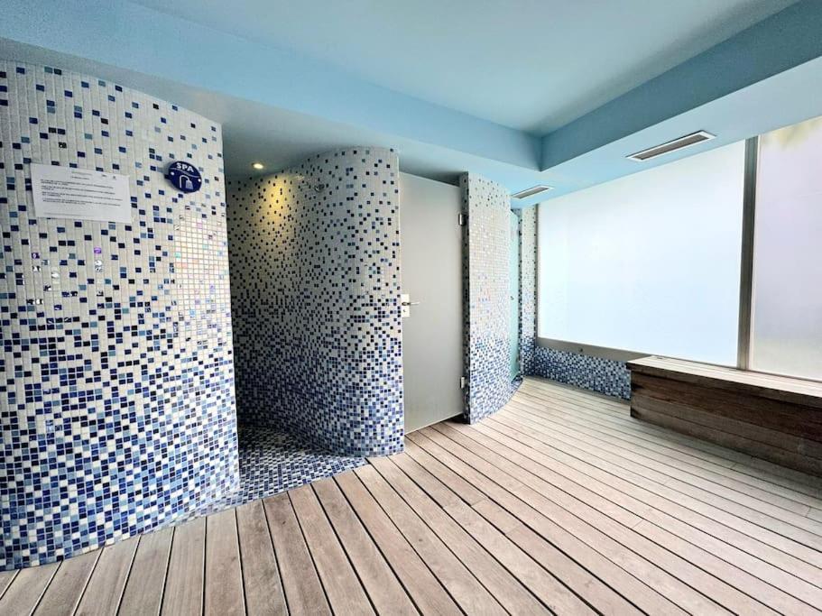 Suite Delphine By Calpitality Exterior photo