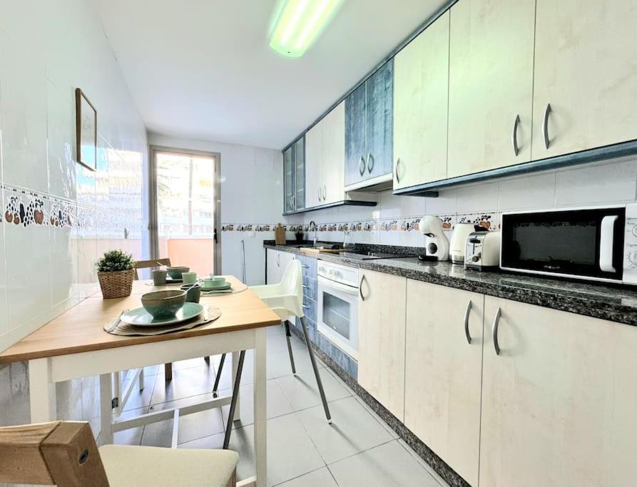 Suite Delphine By Calpitality Exterior photo